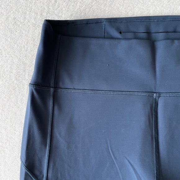 Lululemon In Movement Tight - Picture 10 of 14